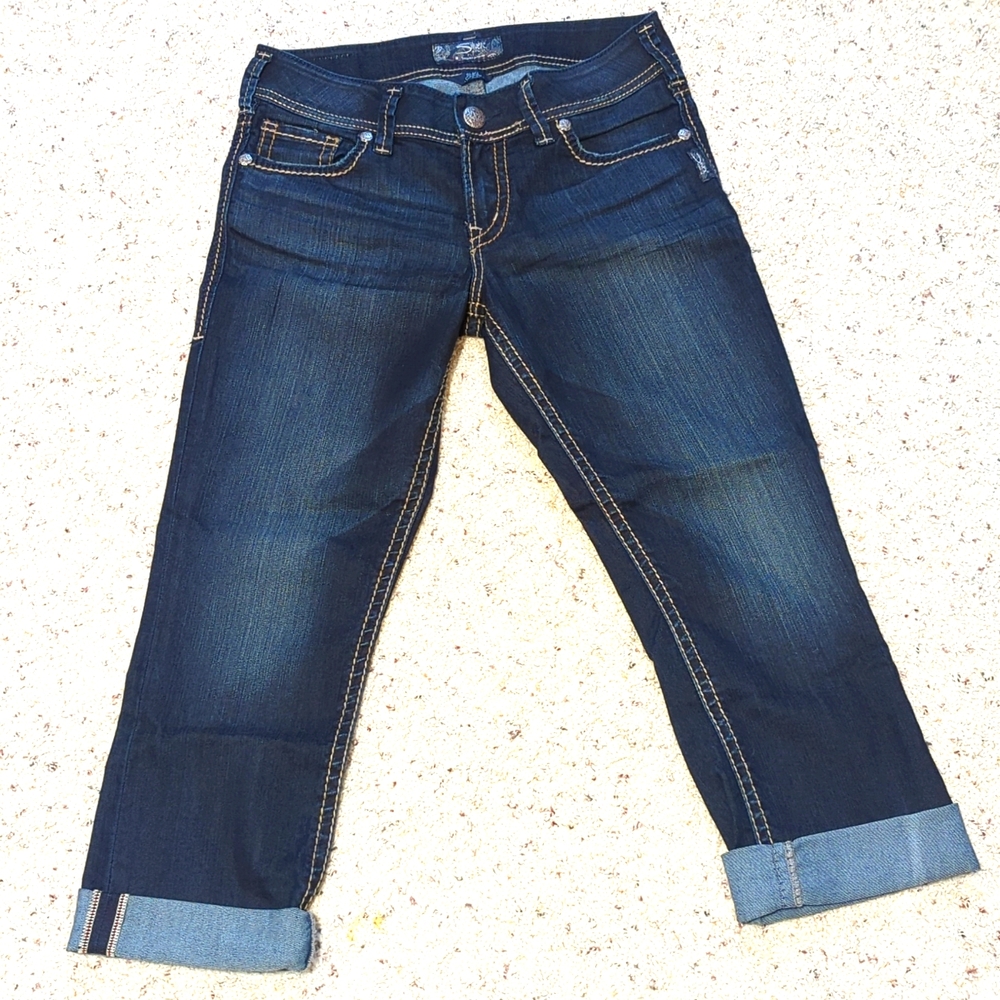 Silver Suki Capri. Size 29.